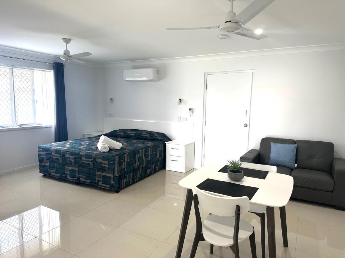 Casa Nostra Motel Рокхемптън Екстериор снимка