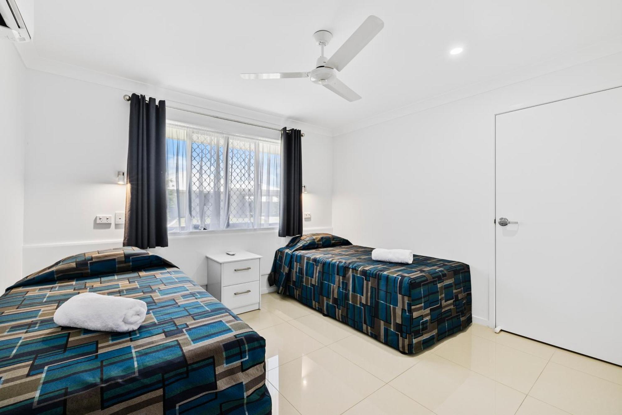 Casa Nostra Motel Рокхемптън Екстериор снимка